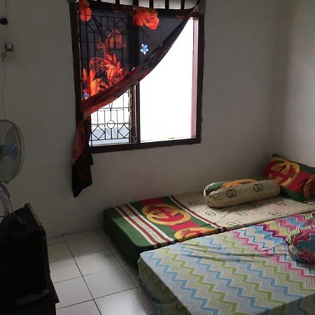 Tambak Bayan Guesthouse Kejayan Dış mekan fotoğraf