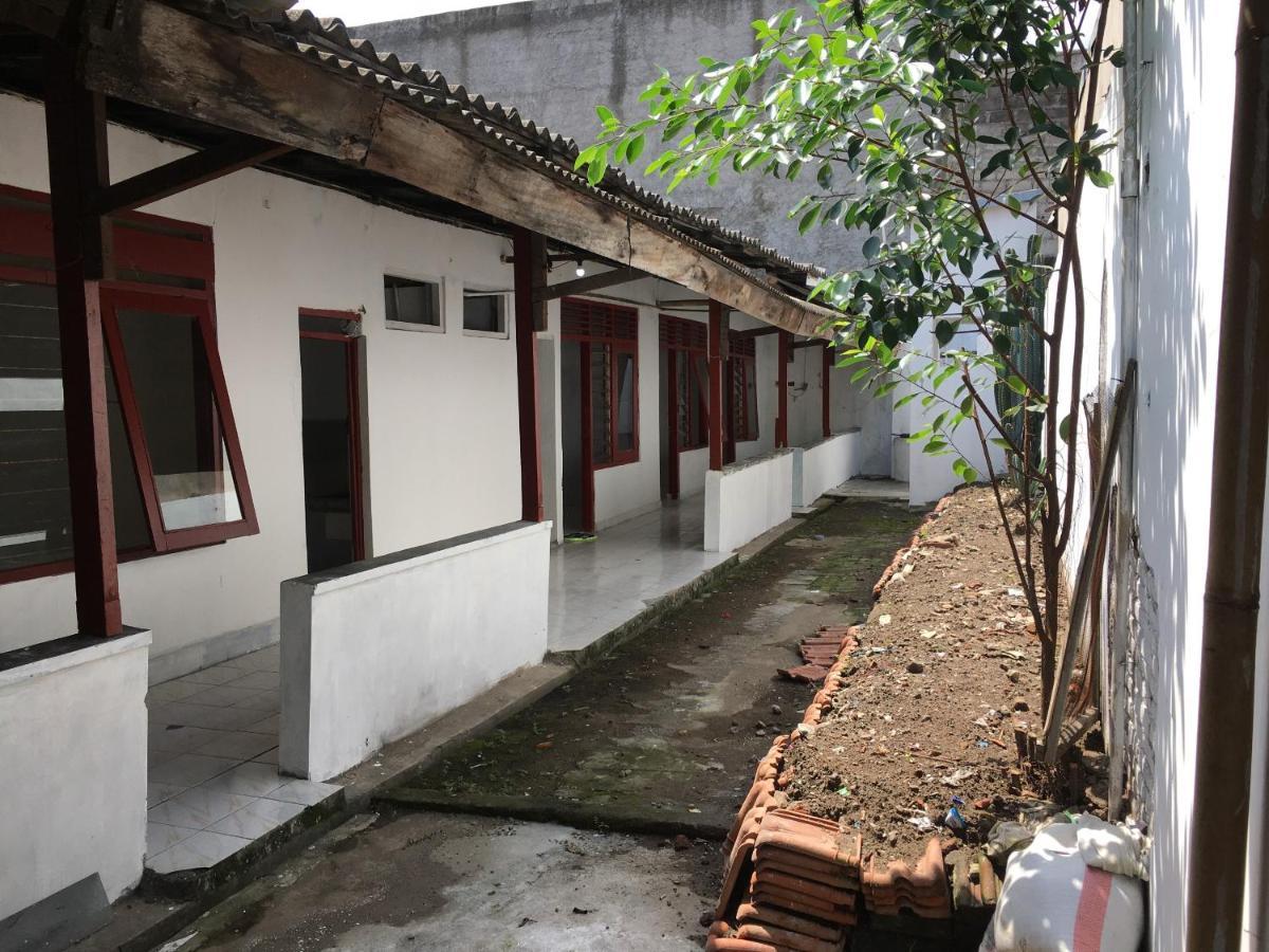 Tambak Bayan Guesthouse Kejayan Dış mekan fotoğraf