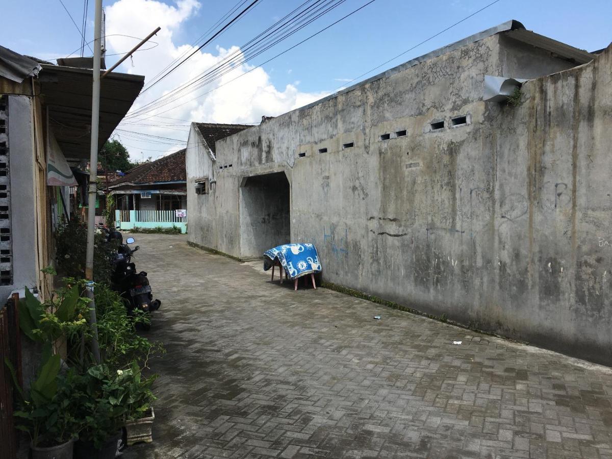 Tambak Bayan Guesthouse Kejayan Dış mekan fotoğraf