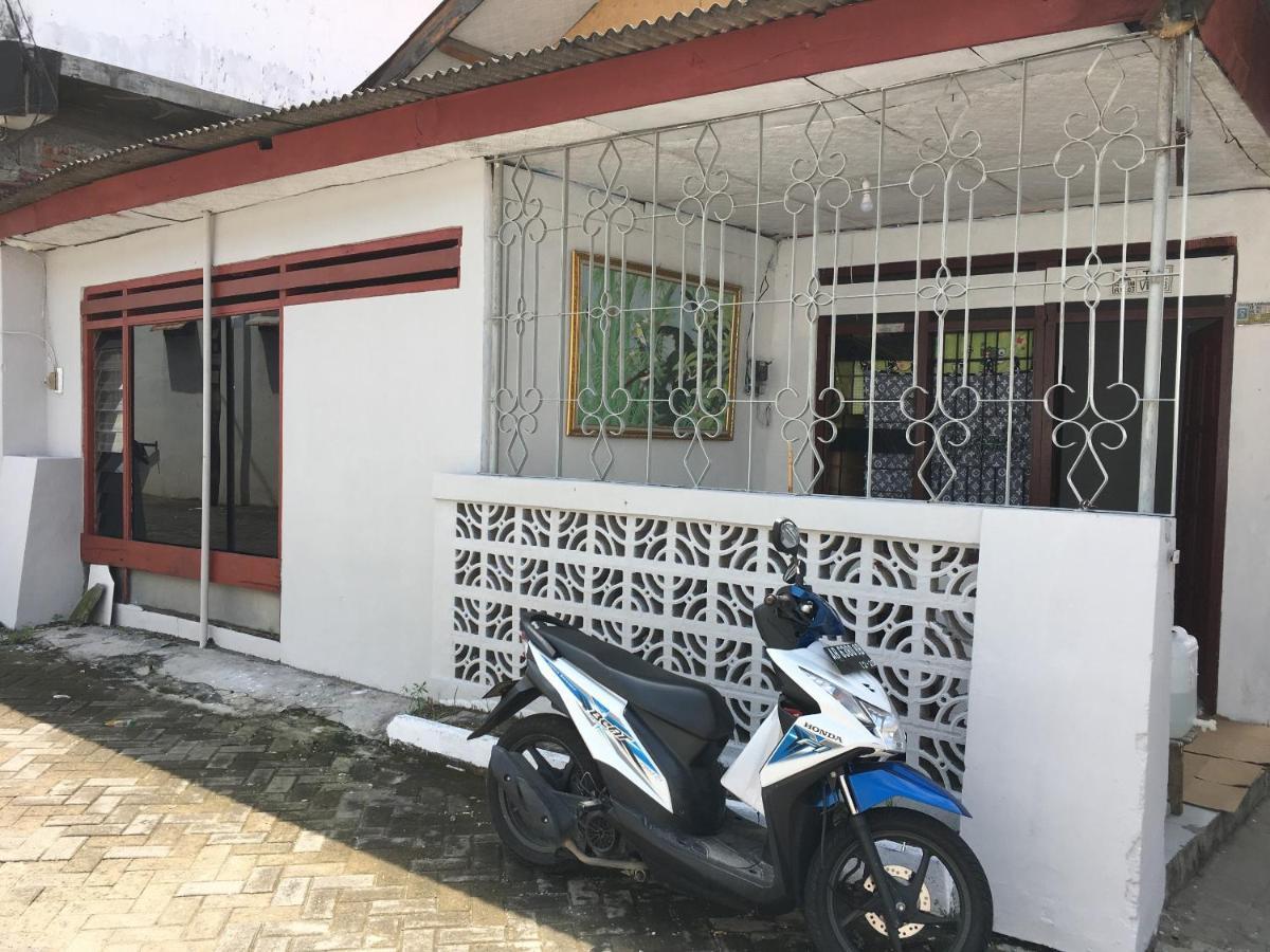 Tambak Bayan Guesthouse Kejayan Dış mekan fotoğraf