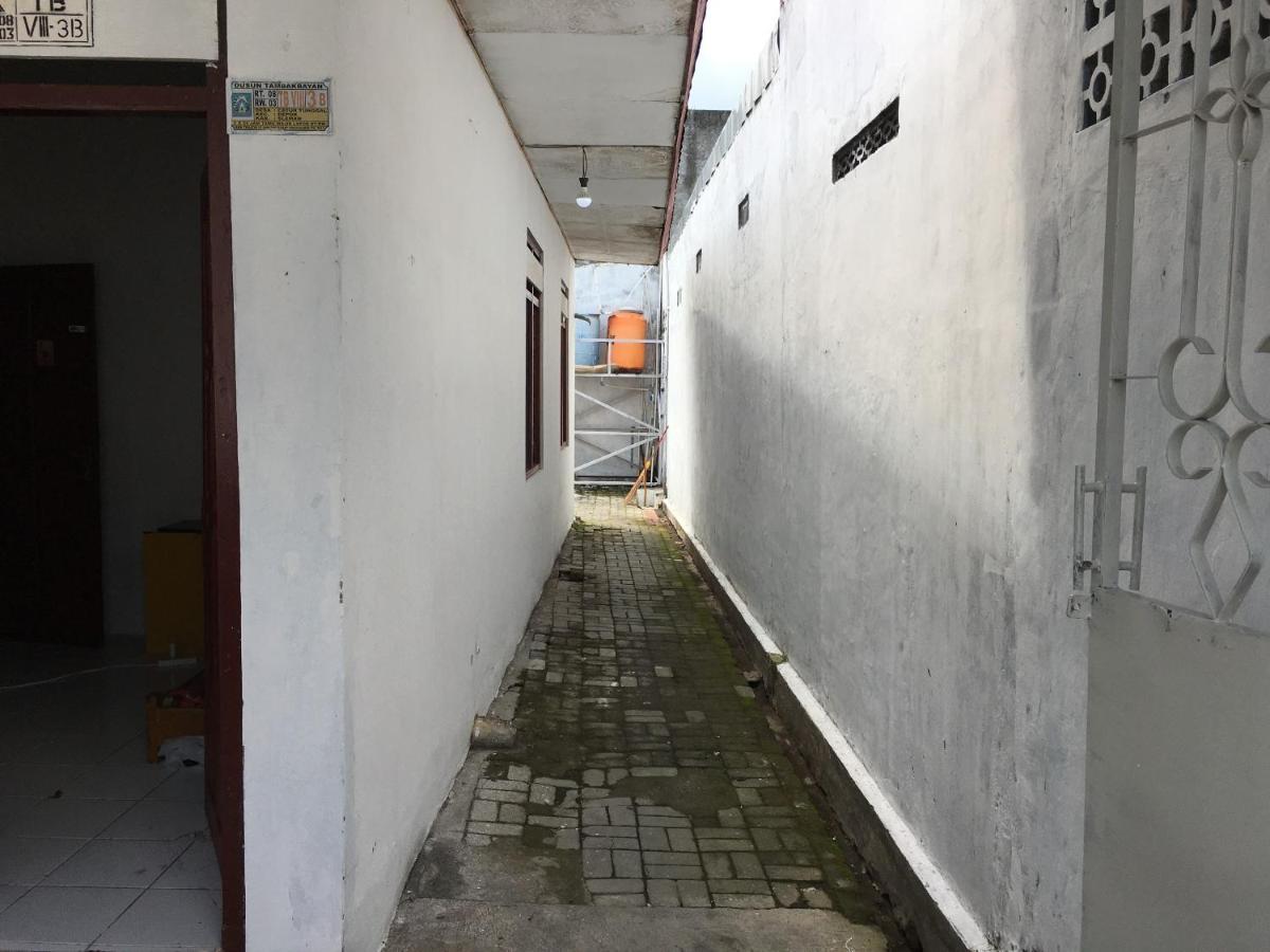 Tambak Bayan Guesthouse Kejayan Dış mekan fotoğraf